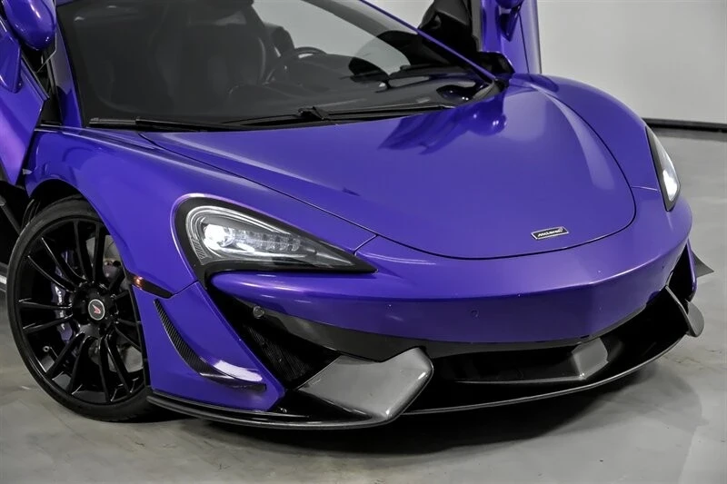 2017 McLaren 570 - Image 3 of 12