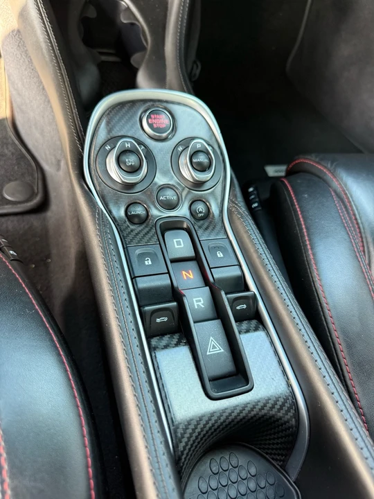 2017 McLaren 570 - Image 10 of 11