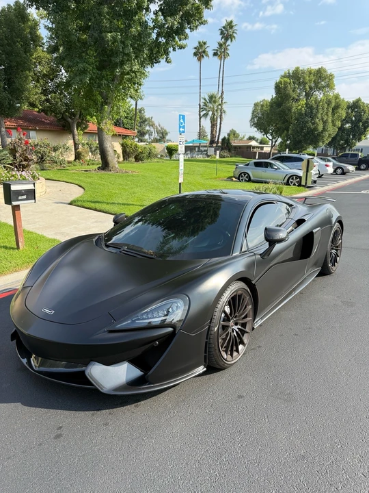 2017 McLaren 570 - Image 2 of 11