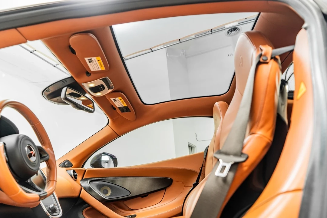 2017 McLaren 570 - Image 18 of 21