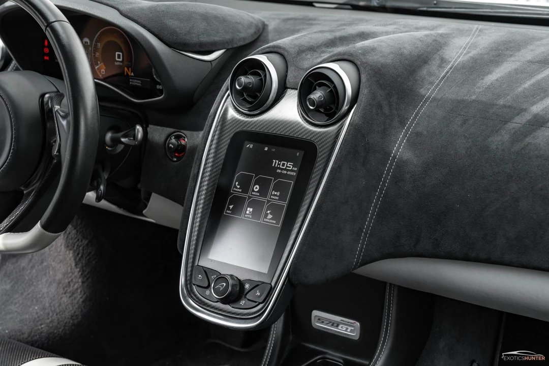 2017 McLaren 570S - Image 9 of 21