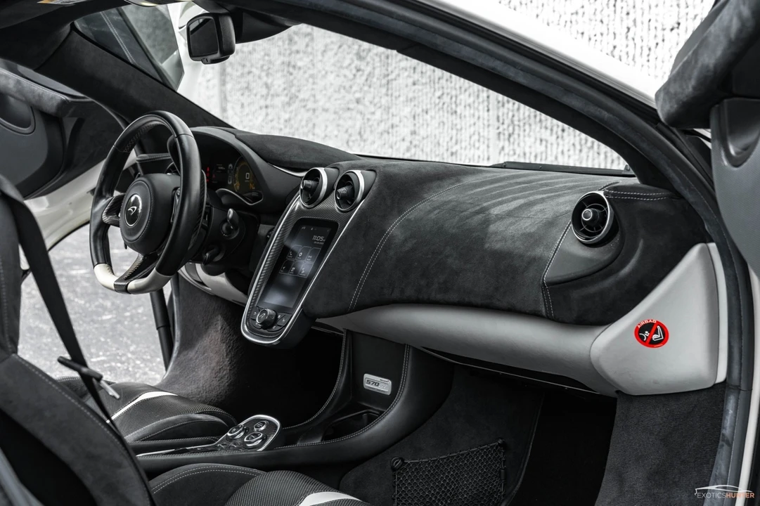 2017 McLaren 570S - Image 2 of 21