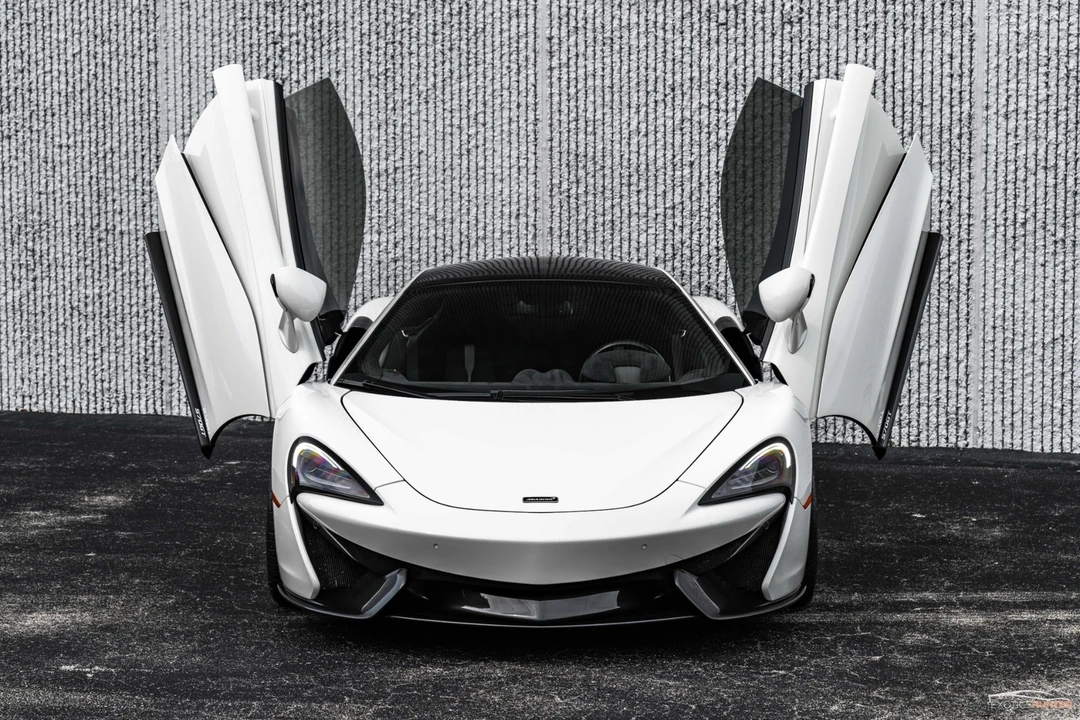 2017 McLaren 570S - Image 15 of 21