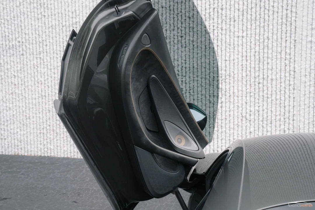 2017 McLaren 570S - Image 11 of 12