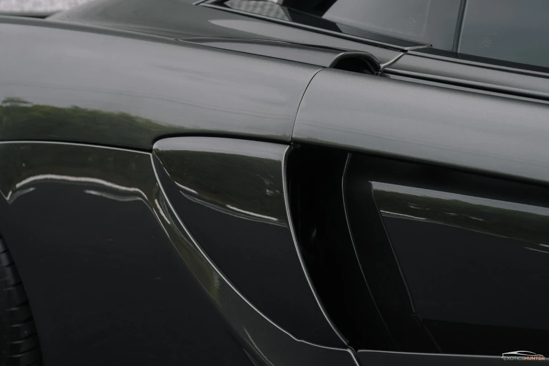 2017 McLaren 570S - Image 8 of 12