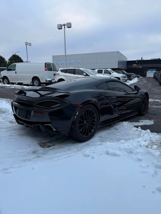 2017 McLaren 570GT - Image 6 of 13