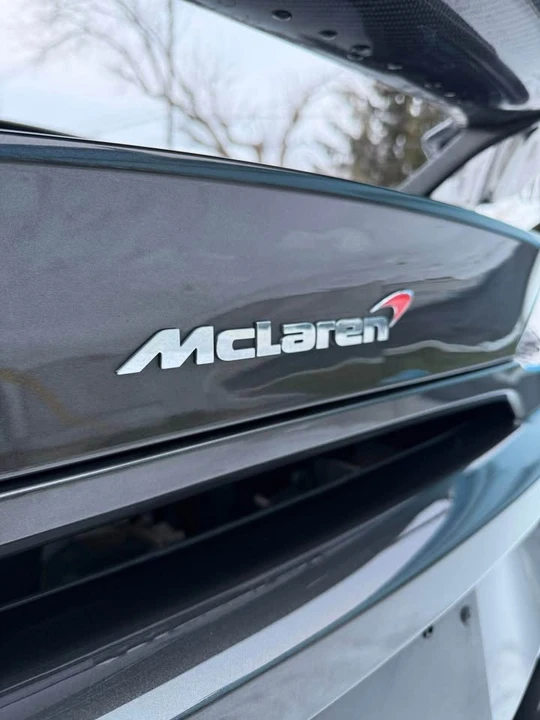 2017 McLaren 570GT - Image 13 of 13