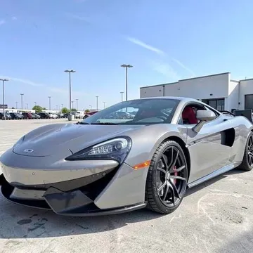 2017 McLaren 570GT