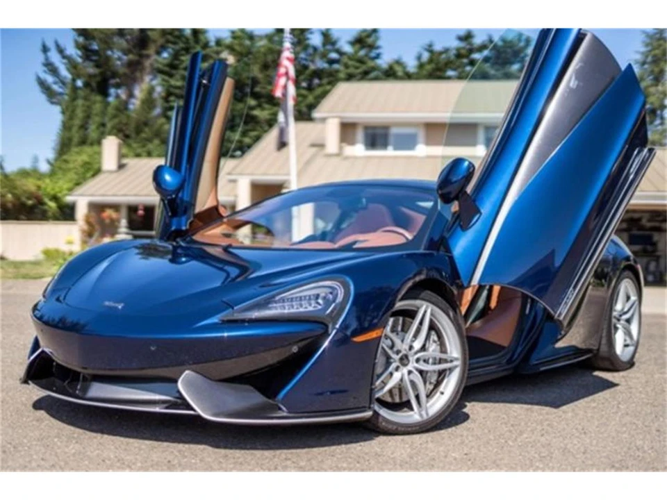 2017 McLaren 570GT - Image 19 of 29