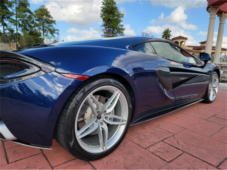 2017 McLaren 570GT - Image 13 of 29
