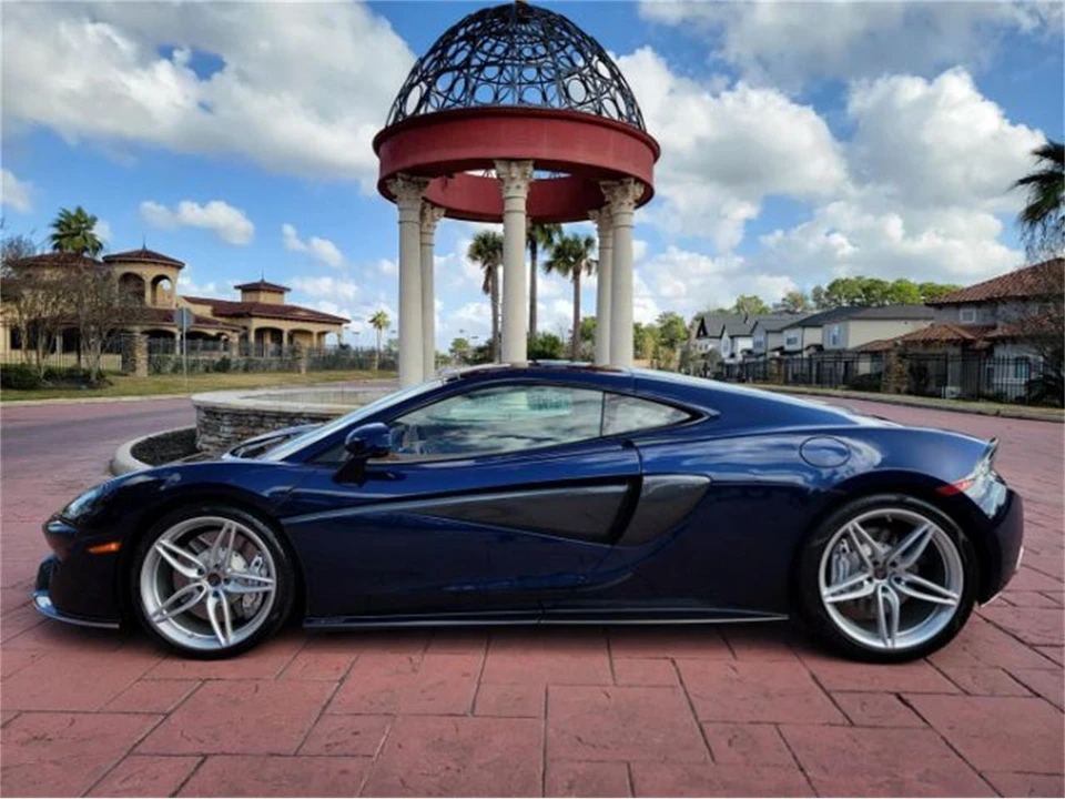 2017 McLaren 570GT - Image 22 of 29