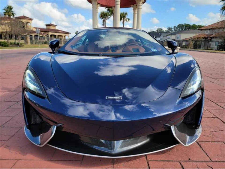 2017 McLaren 570GT - Image 28 of 29