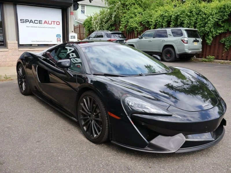 2017 McLaren 570GT - Image 8 of 12