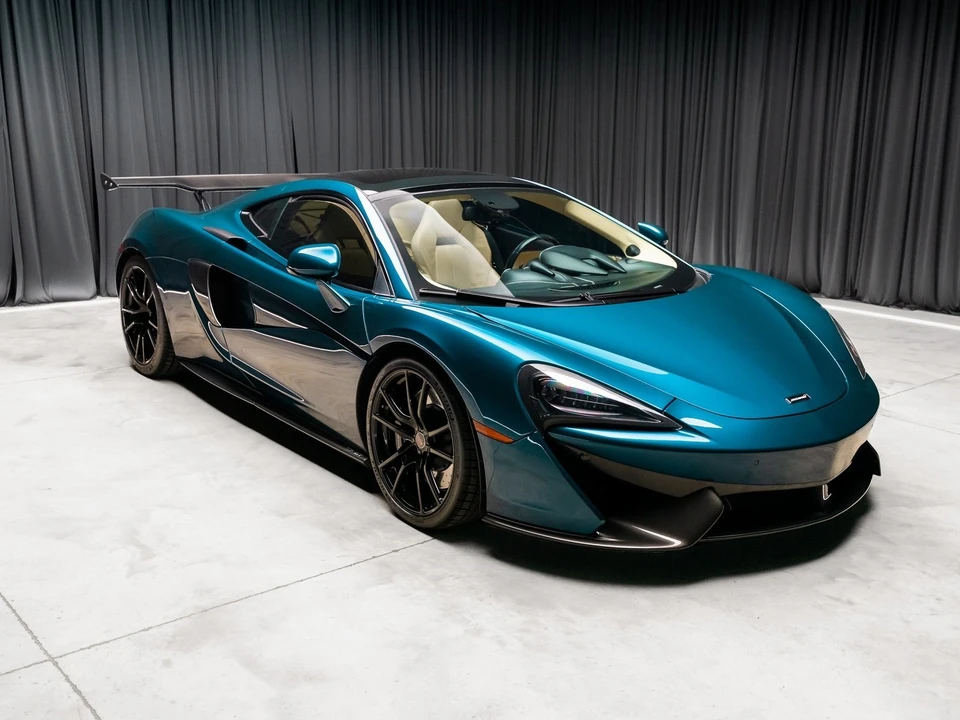 2017 McLaren 570GT - Image 2 of 12