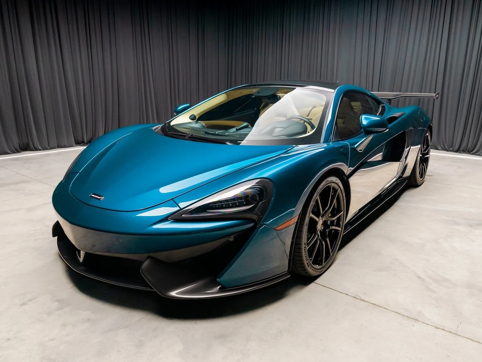 2017 McLaren 570GT - Image 2 of 12