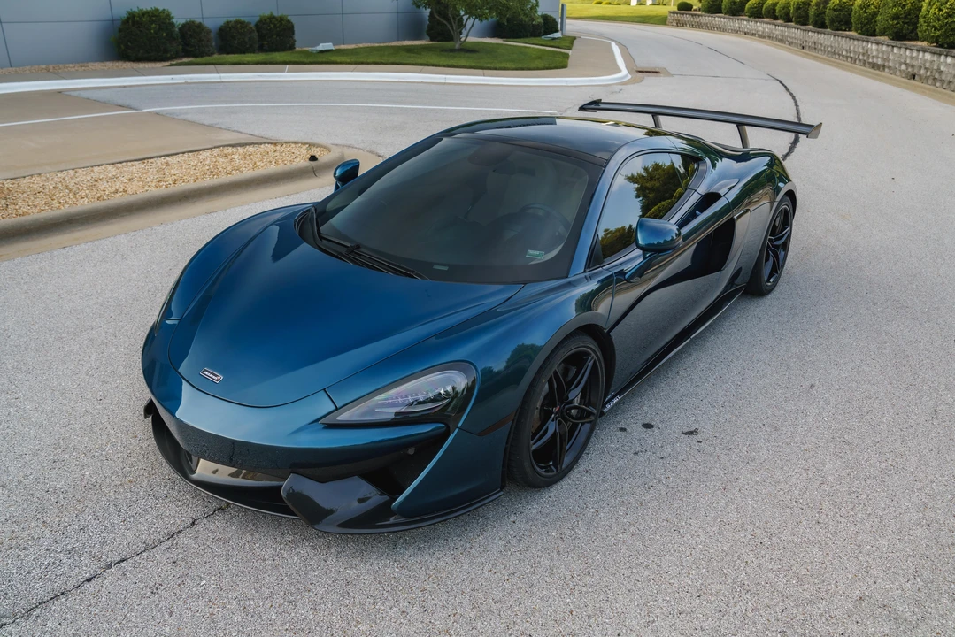 2017 McLaren 570GT - Image 12 of 31