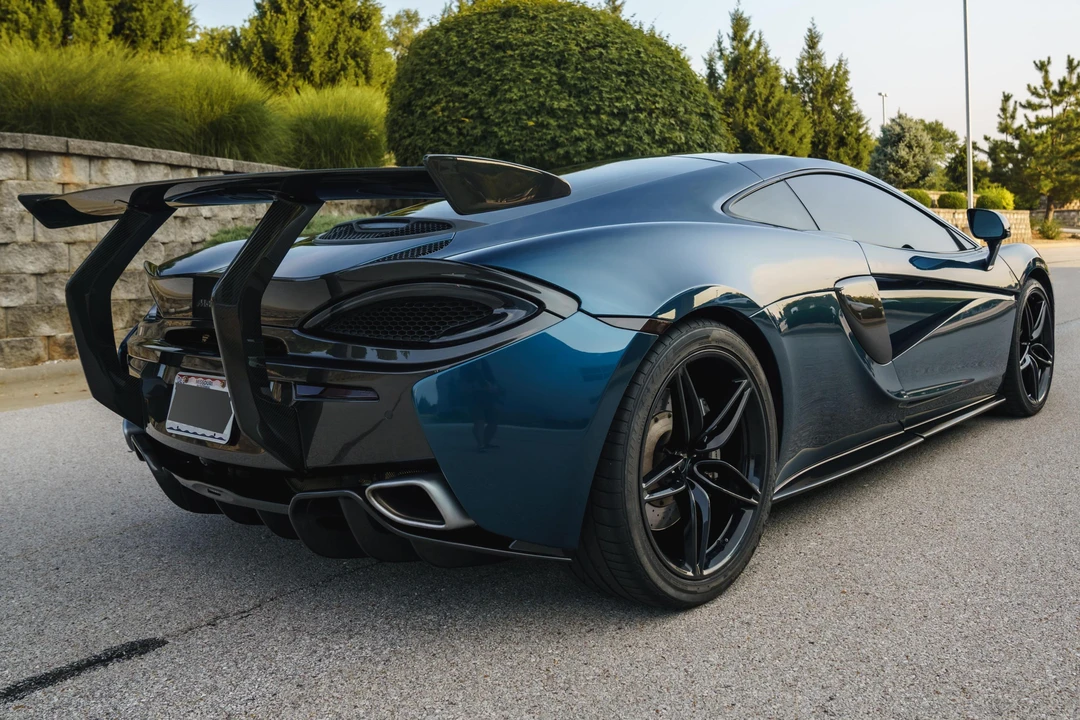 2017 McLaren 570GT - Image 4 of 31