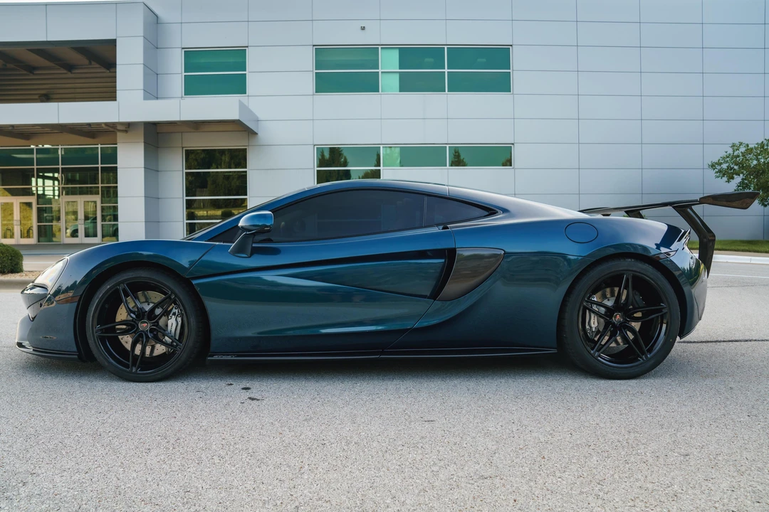2017 McLaren 570GT - Image 3 of 31