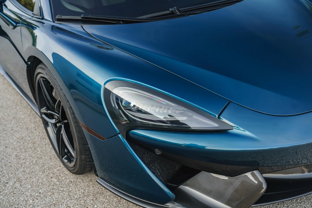 2017 McLaren 570GT - Image 29 of 31