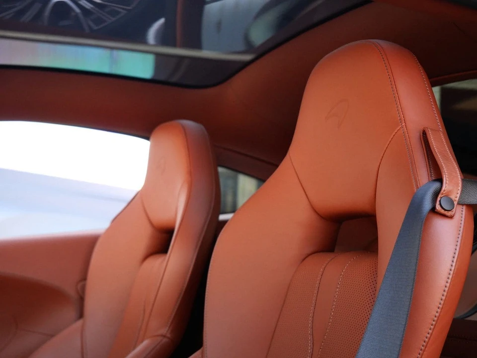 2017 McLaren 570GT - Image 23 of 29