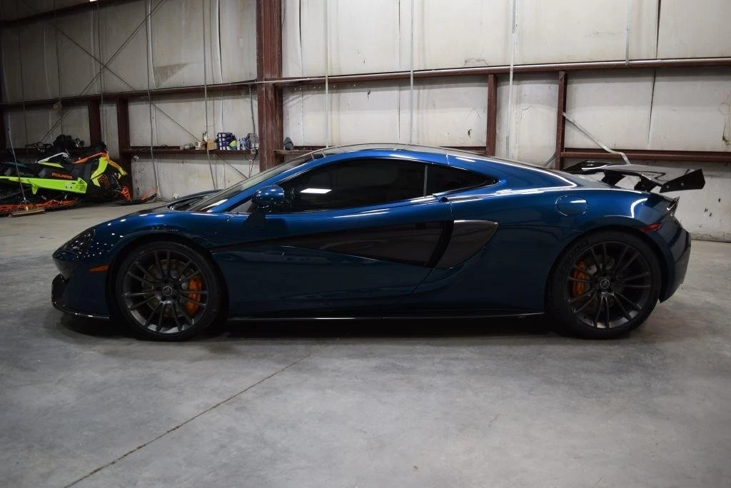 2017 McLaren 570GT - Image 5 of 31
