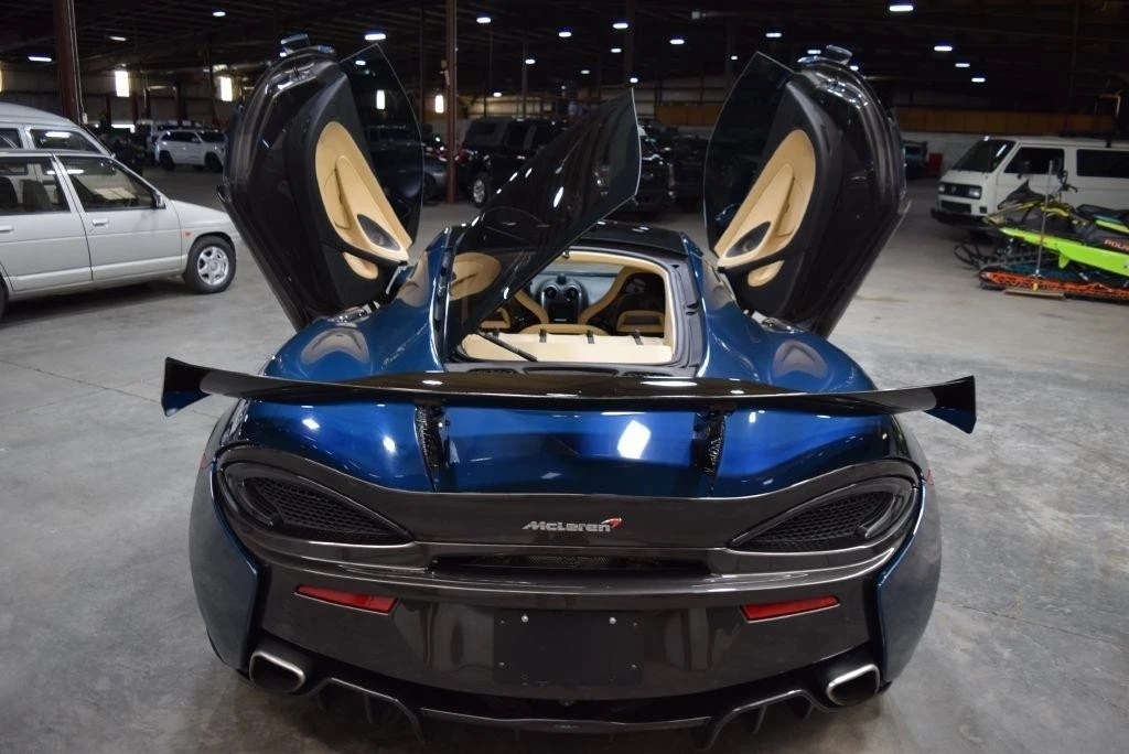 2017 McLaren 570GT - Image 31 of 31