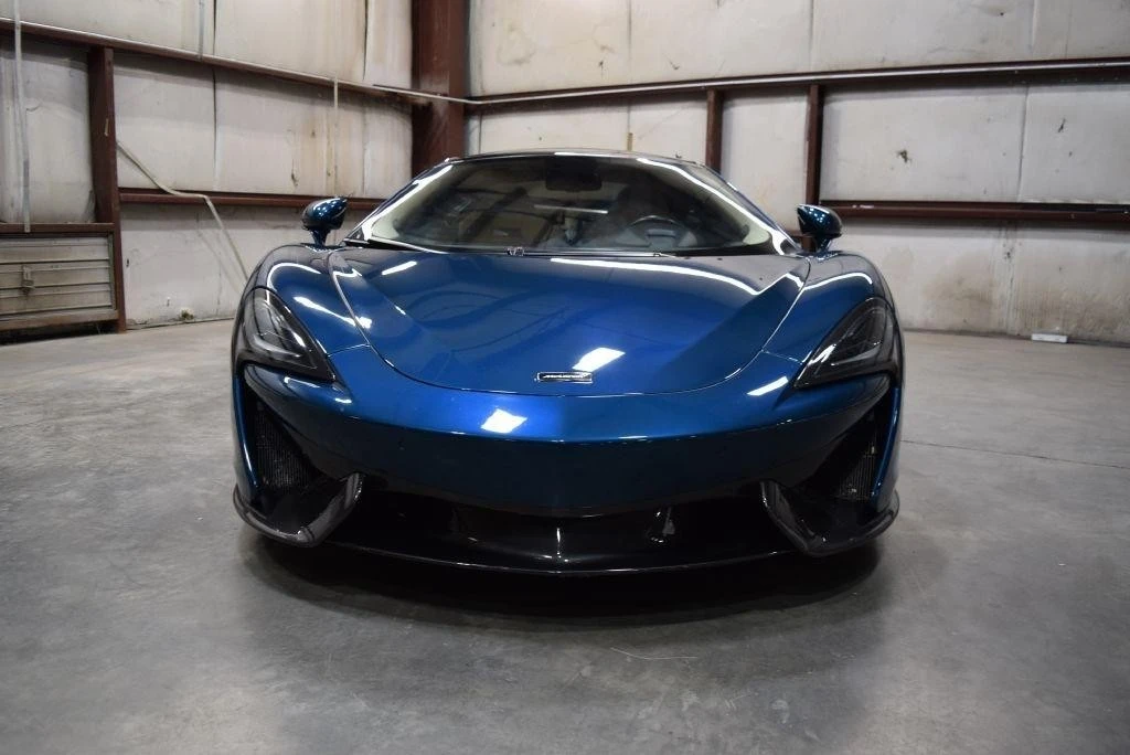 2017 McLaren 570GT - Image 3 of 31
