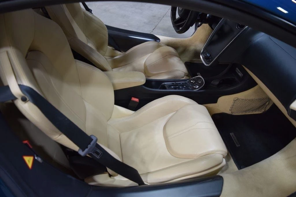 2017 McLaren 570GT - Image 23 of 31