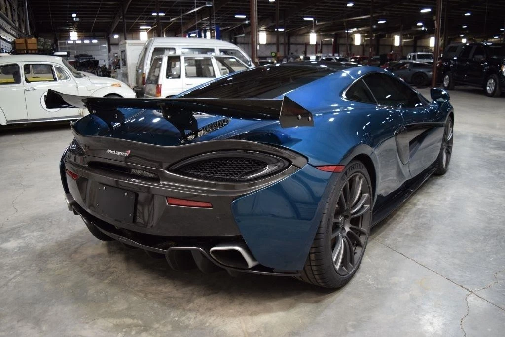 2017 McLaren 570GT - Image 9 of 31