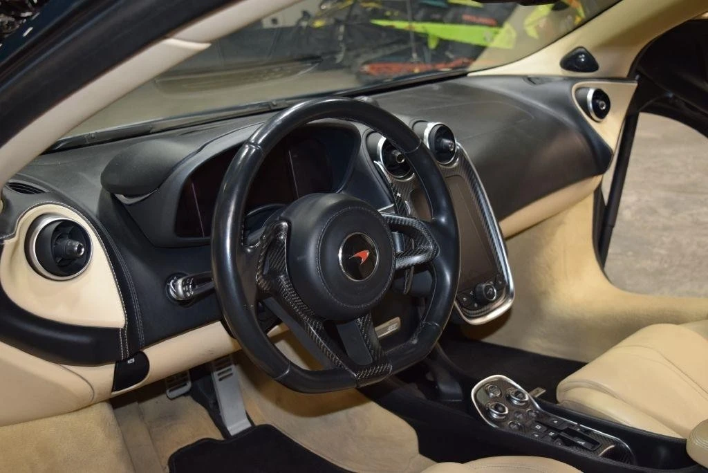 2017 McLaren 570GT - Image 29 of 31