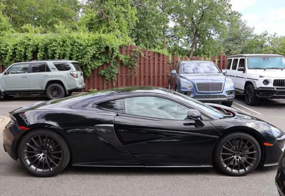 2017 McLaren 570GT - Image 5 of 9