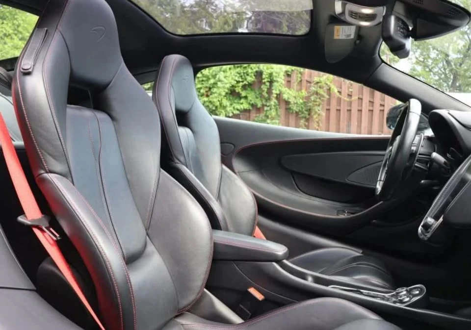 2017 McLaren 570GT - Image 9 of 9