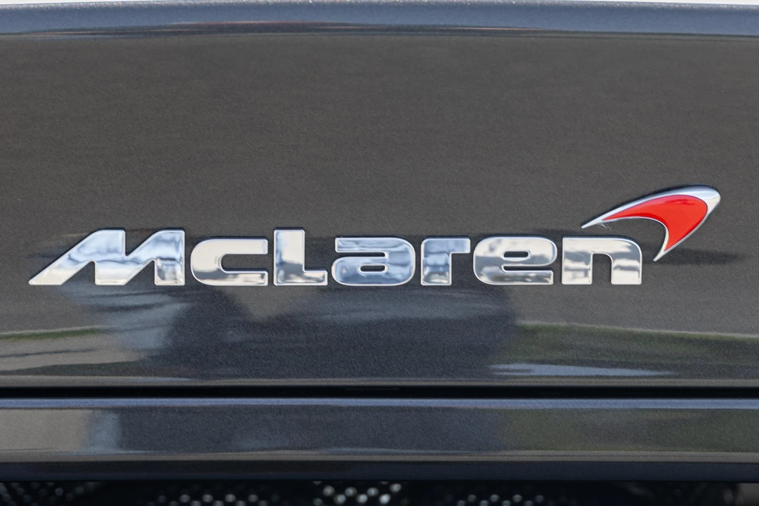 2017 McLaren 570GT - Image 24 of 31