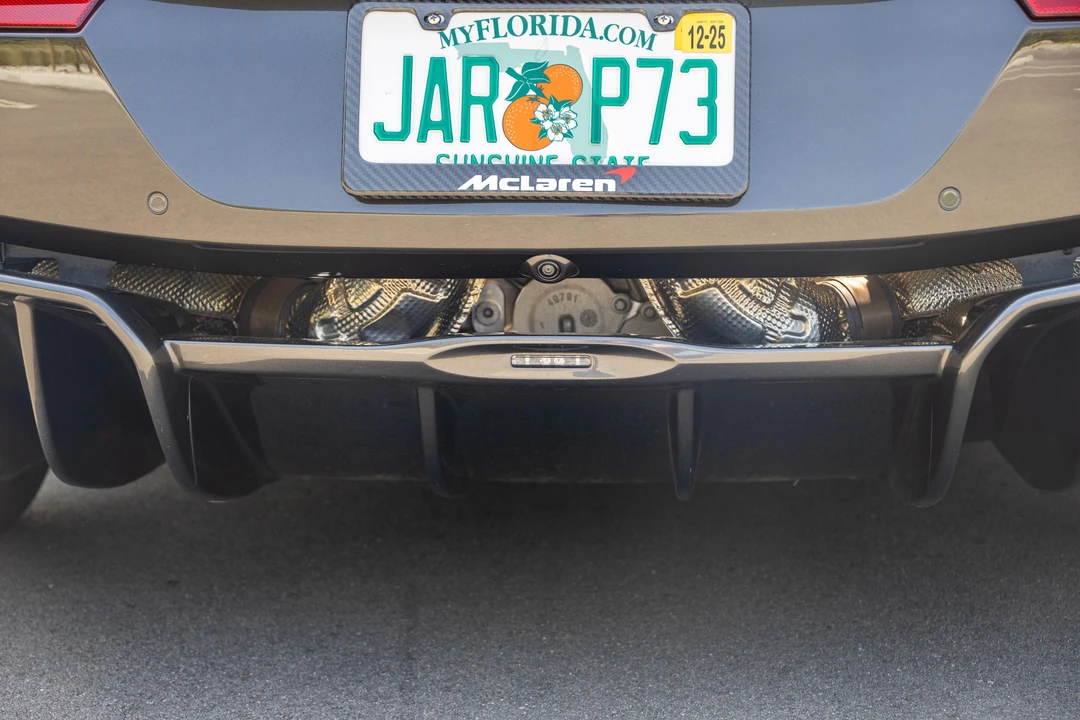 2017 McLaren 570GT - Image 25 of 31
