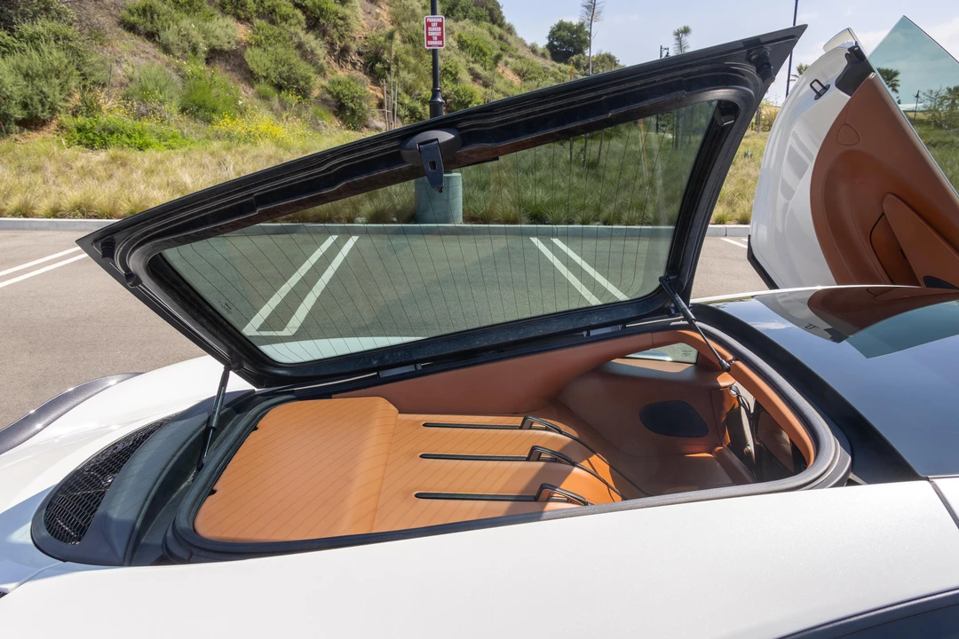 2017 McLaren 570GT - Image 30 of 31