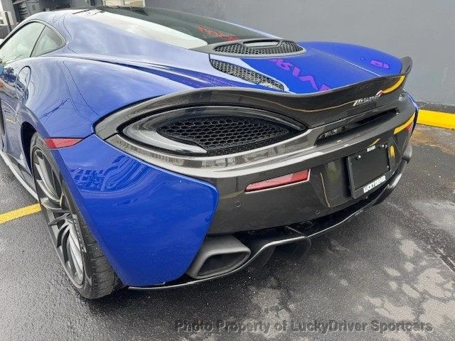 2017 McLaren 570GT - Image 11 of 12