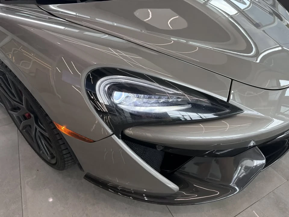 2017 McLaren 570GT - Image 15 of 18