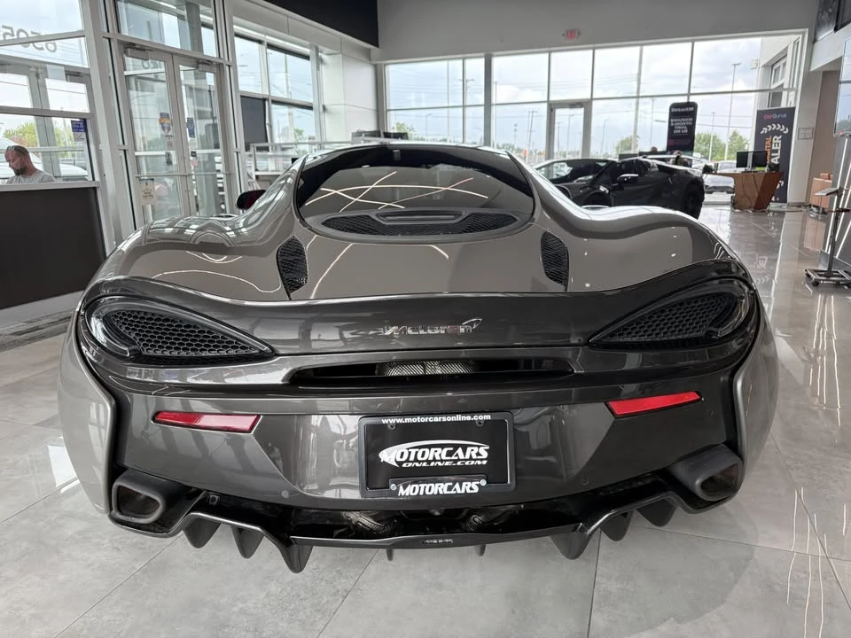 2017 McLaren 570GT - Image 6 of 20