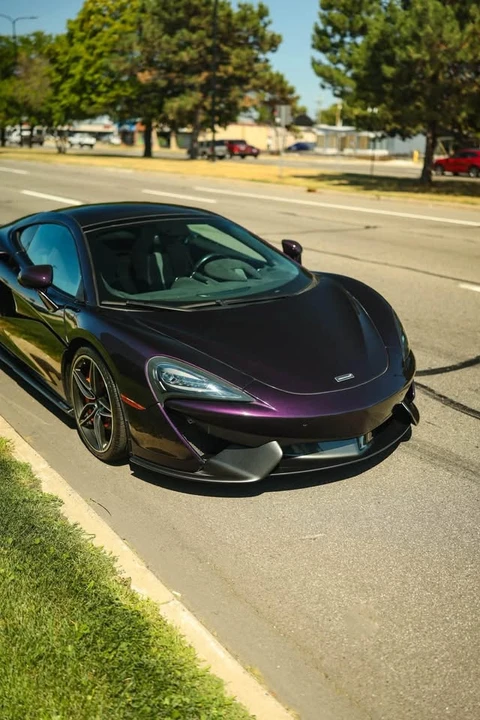 2017 McLaren 570GT - Image 8 of 14