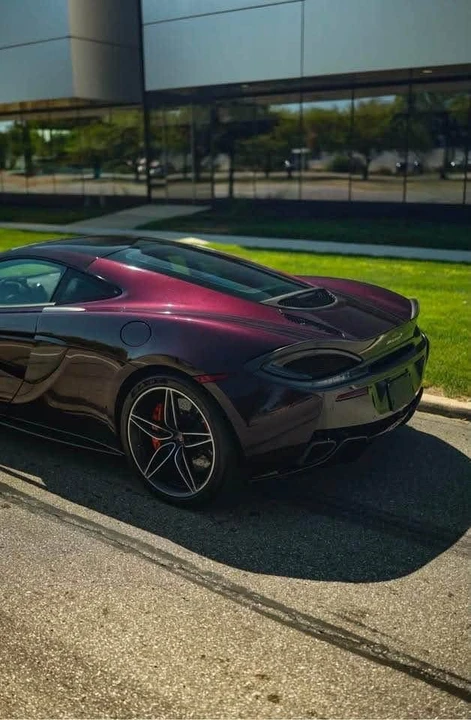 2017 McLaren 570GT - Image 3 of 15