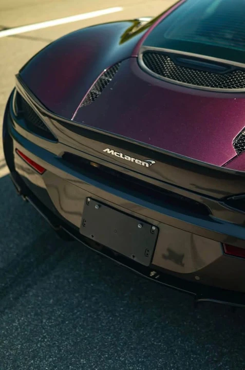 2017 McLaren 570GT - Image 5 of 15