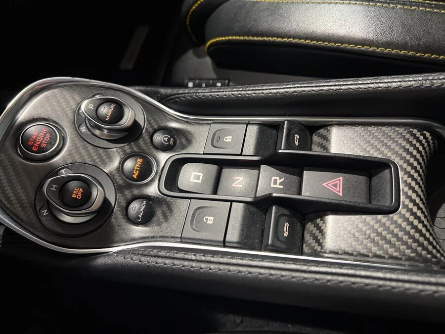 2017 McLaren 570GT - Image 28 of 31