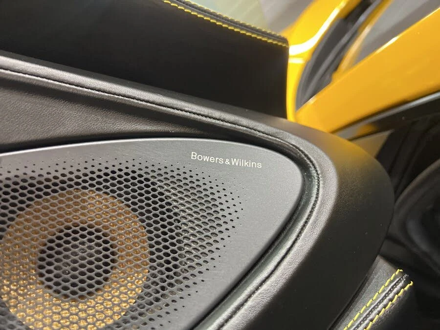 2017 McLaren 570GT - Image 14 of 31