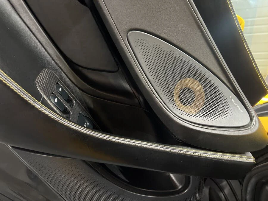2017 McLaren 570GT - Image 13 of 31