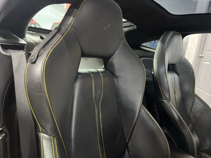 2017 McLaren 570GT - Image 16 of 31