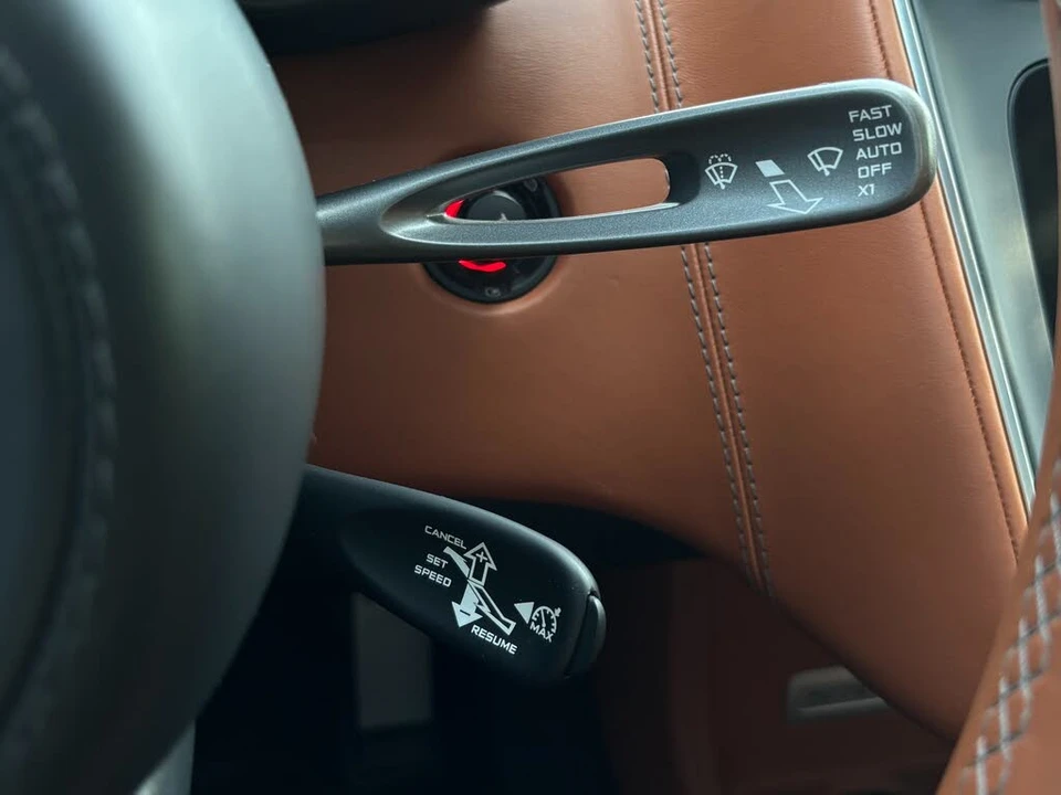 2017 McLaren 570GT - Image 27 of 31