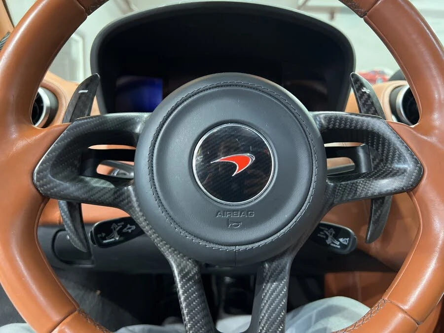 2017 McLaren 570GT - Image 16 of 28