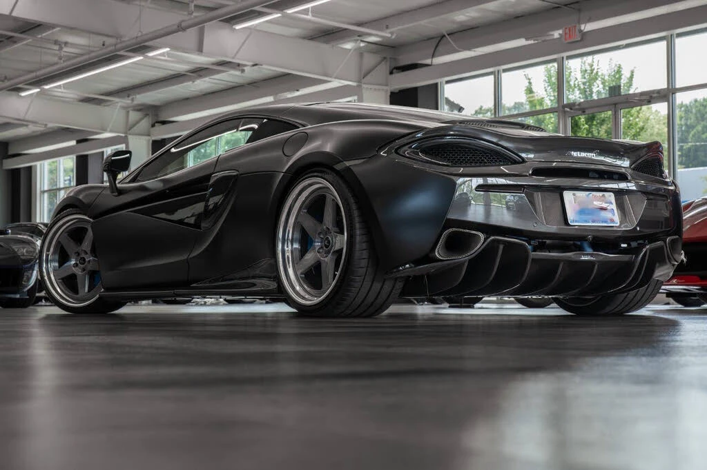 2017 McLaren 570GT - Image 17 of 31
