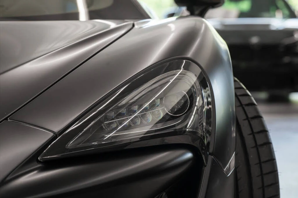 2017 McLaren 570GT - Image 13 of 31