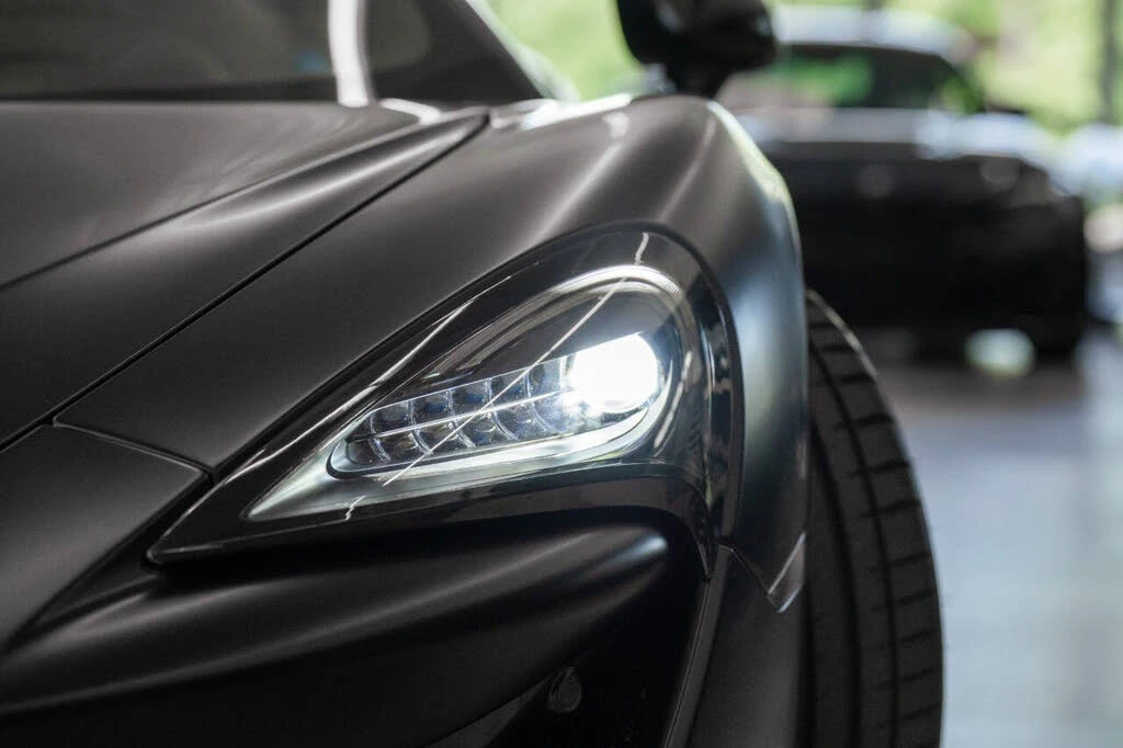 2017 McLaren 570GT - Image 14 of 31
